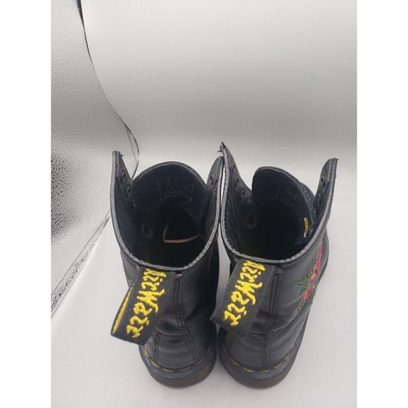 Bottes Dr. Martens 1460 Rose Vif - Taille 7 US - Pour Femmes - Occasion Parfait état - Lacets 8 Yeux